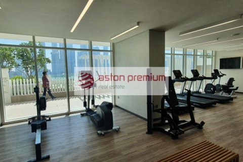 2 bedrooms Apartment in EMAAR Beachfront, UAE No. 219335 9