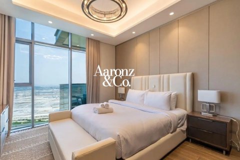 Apartment de 2 dormitorios en Business Bay, UAE No. 167042 4