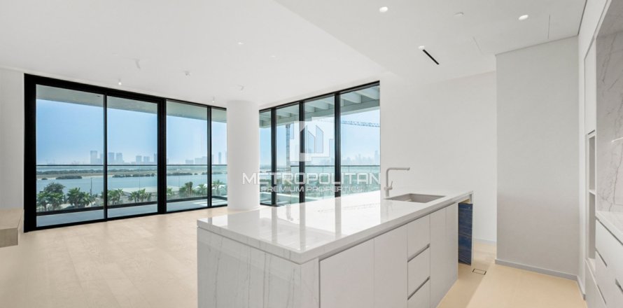 2 bedrooms Apartment in Al Jaddaf, UAE No. 128450