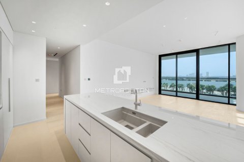 2 bedrooms Apartment in Al Jaddaf, UAE No. 128450 6