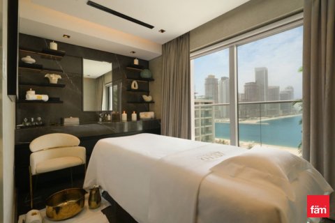 1 bedroom Apartment in Palm Jumeirah, UAE No. 166859 10