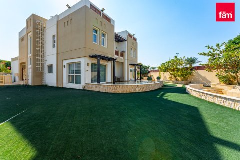 Villa de 5 dormitorios en Dubai, UAE No. 215798 23