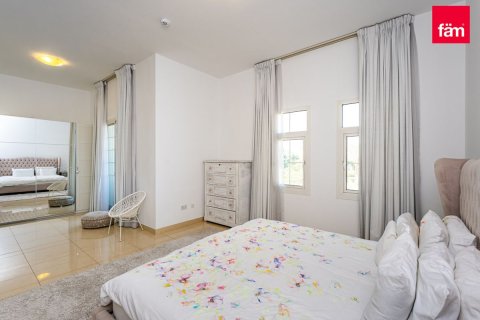 Villa de 5 dormitorios en Dubai, UAE No. 215798 9
