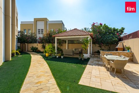 Villa de 5 dormitorios en Dubai, UAE No. 215798 21