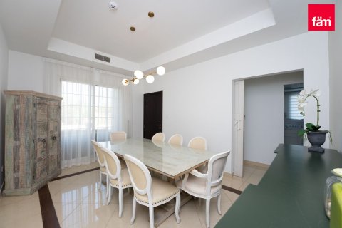 Villa de 5 dormitorios en Dubai, UAE No. 215798 15