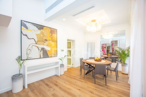 4 bedrooms Villa in Canal Cove Villas, UAE No. 161270 10