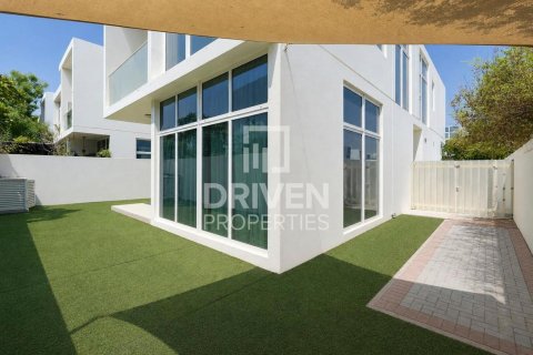 6 bedrooms Villa in Dubai, UAE No. 212695 31