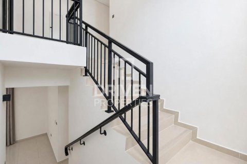 6 bedrooms Villa in Dubai, UAE No. 212695 6