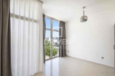 6 bedrooms Villa in Dubai, UAE No. 212695 17