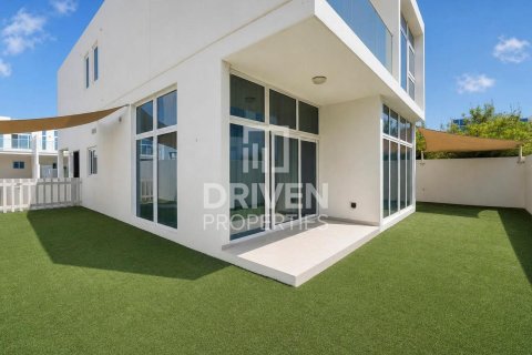 6 bedrooms Villa in Dubai, UAE No. 212695 30