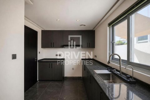 6 bedrooms Villa in Dubai, UAE No. 212695 7
