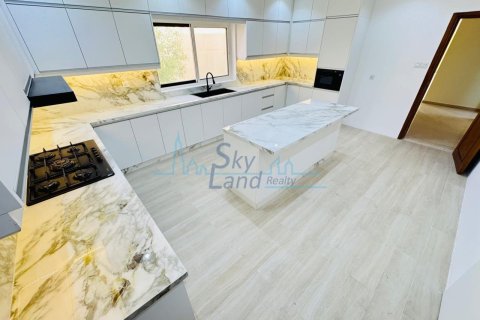 Villa de 5 dormitorios en Jumeirah, UAE No. 125079 7