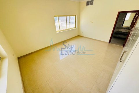 Villa de 5 dormitorios en Jumeirah, UAE No. 125079 19