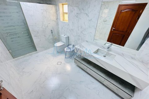 Villa de 5 dormitorios en Jumeirah, UAE No. 125079 23