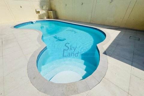 Villa de 5 dormitorios en Jumeirah, UAE No. 125079 28