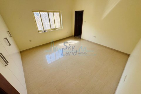 Villa de 5 dormitorios en Jumeirah, UAE No. 125079 11