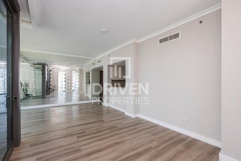 3 bedrooms Apartment in Burj Vista, UAE No. 212646 7