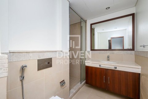 3 bedrooms Apartment in Burj Vista, UAE No. 212646 15