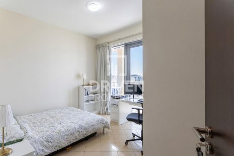 2 bedrooms Apartment in Golf Towers, UAE No. 212892 11