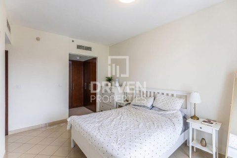 2 bedrooms Apartment in Golf Towers, UAE No. 212892 8
