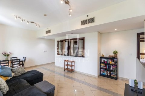 2 bedrooms Apartment in Golf Towers, UAE No. 212892 3