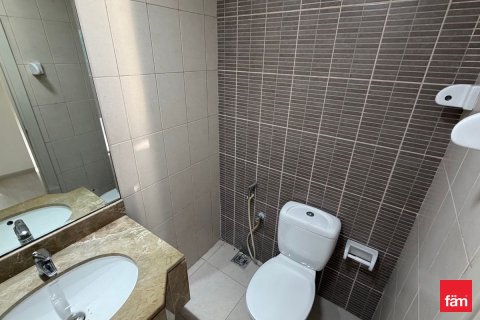 2 bedrooms Apartment in Dubai, UAE No. 216413 3