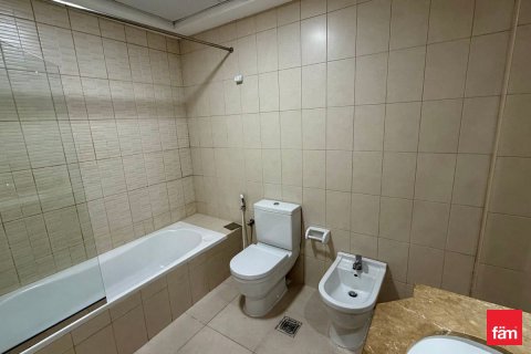 2 bedrooms Apartment in Dubai, UAE No. 216413 6