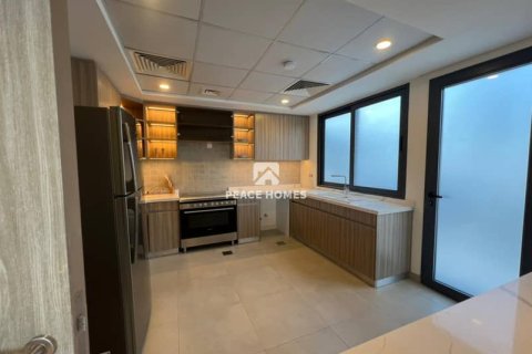 5 bedrooms Villa in Sharjah Waterfront City, UAE No. 16106 7