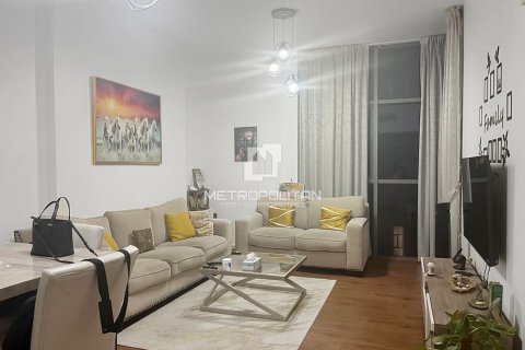 Apartment de 1 dormitorio en DAMAC Hills (Akoya by DAMAC), UAE No. 128758 3