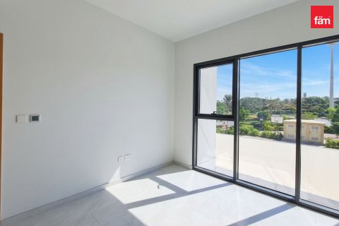 Villa de 4 chambres à Dubai, UAE No. 221900