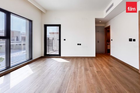 Villa de 3 dormitorios en Dubai, UAE No. 223851 3