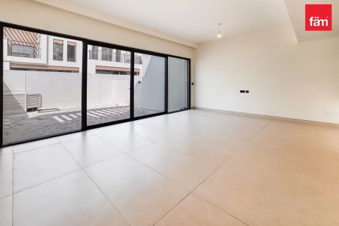 Villa de 3 dormitorios en Dubai, UAE No. 223851