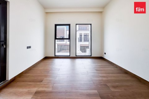 Villa de 3 dormitorios en Dubai, UAE No. 223851 10