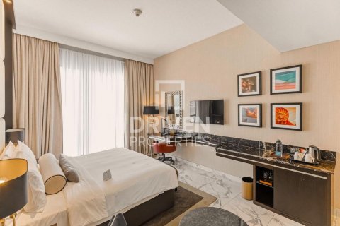 Studio Apartment in Dubai Marina, UAE No. 211275 3
