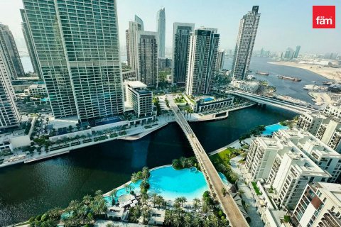 Appartement de 2 chambres à Dubai, UAE No. 222153 9