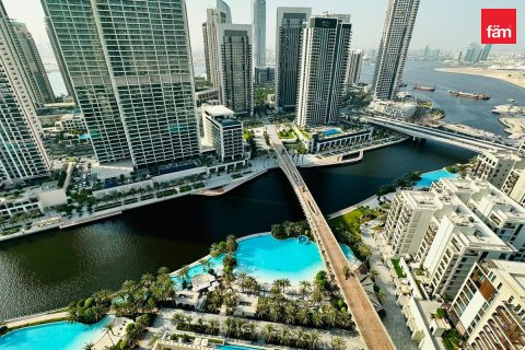 Appartement de 2 chambres à Dubai, UAE No. 222153