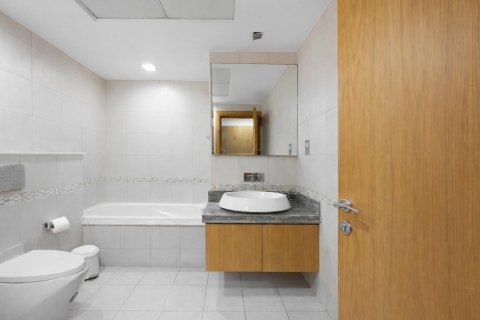 Duplex de 2 dormitorios en Business Bay, UAE No. 221585 11