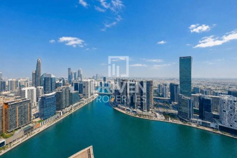 Apartment de 2 dormitorios en Business Bay, UAE No. 218583