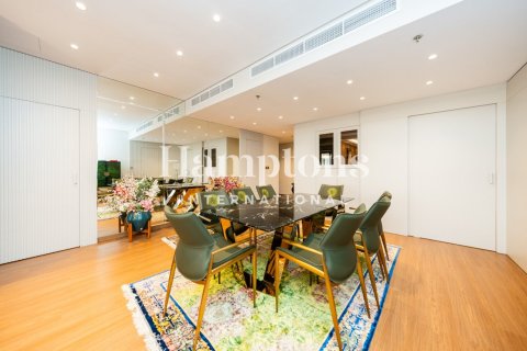 Apartment de 3 dormitorios en FIVE Palm Jumeirah, UAE No. 223822 11