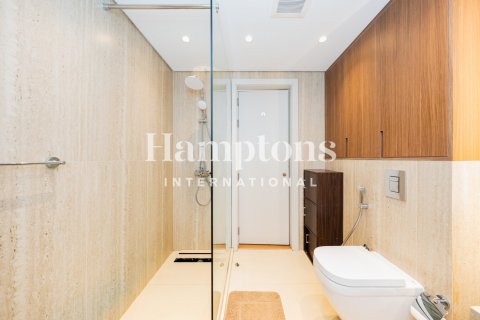 Apartment de 3 dormitorios en FIVE Palm Jumeirah, UAE No. 223822 10