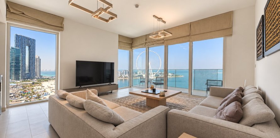 Apartment de 3 dormitorios en La Vie, UAE No. 223479