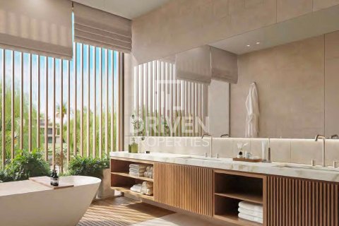 5 bedrooms Villa in Dubai, UAE No. 221066 19