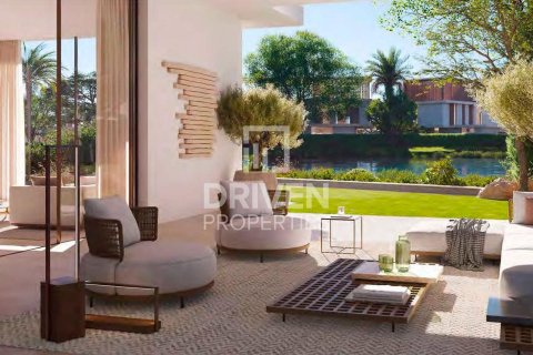 5 bedrooms Villa in Dubai, UAE No. 221066 15