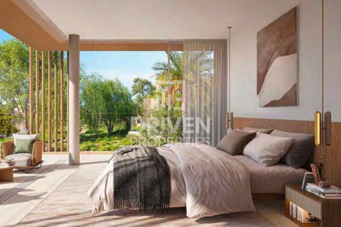 5 bedrooms Villa in Dubai, UAE No. 221066 4