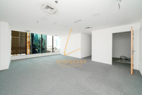 393m² Office in Sheikh Zayed Road, UAE No. 220199 19
