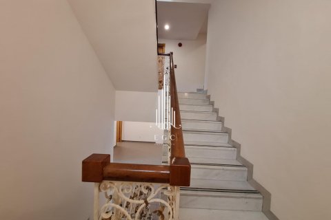 Villa de 7 dormitorios en Abu Dhabi, UAE No. 20810 25