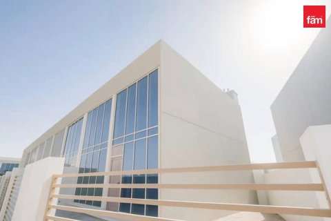 3 bedrooms Townhouse in Dubai, UAE No. 213219 9
