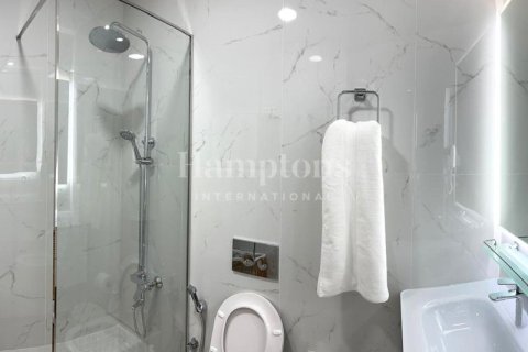 Apartment de 1 dormitorio en The Address Dubai Marina, UAE No. 151198 3