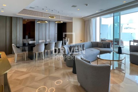 Apartment de 3 dormitorios en FIVE Palm Jumeirah, UAE No. 204749