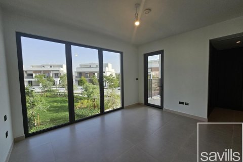 Вилла с 4 спальнями в Tilal Al Ghaf, ОАЭ №206012 7